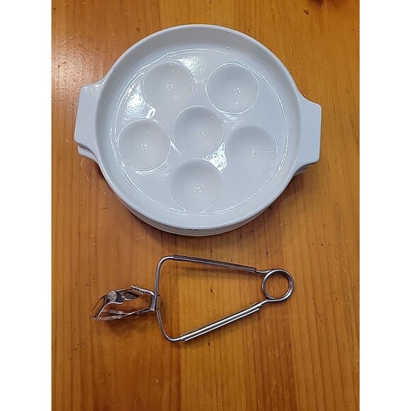 Other - 4 Escargot White Enamel Metal Plates Baking Dishes & Server Escargot/Mushroom